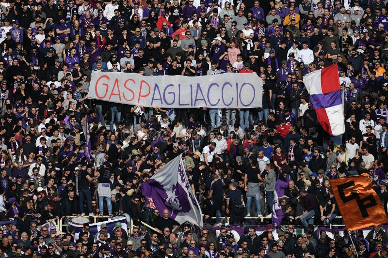 lo striscione of fans fiorentini against l'allenatore of atalanta gian piero gasperini during Fiorentina vs Atalanta, italian Serie A soccer match in Firenze, Italy, February 08 2020 - LPS/Matteo Papini. lo striscione of fans fiorentini against l'allenatore of atalanta gian piero gasperini during Fiorentina vs Atalanta, italian Serie A soccer match in Firenze, Italy, February 08 2020 - LPS/Matteo Papini