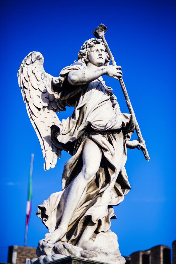 Italien Rome, Castel Sant ` Angelo, staty av Angelo med spongen royaltyfri foto Italien Rome, Castel Sant ` Angelo, staty av Angelo med spongen royaltyfri foto