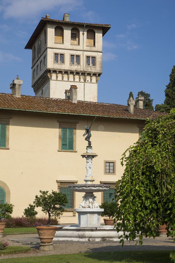 Italien Tuscany, Florence, Petraia villa royaltyfri fotografi Italien Tuscany, Florence, Petraia villa royaltyfri fotografi