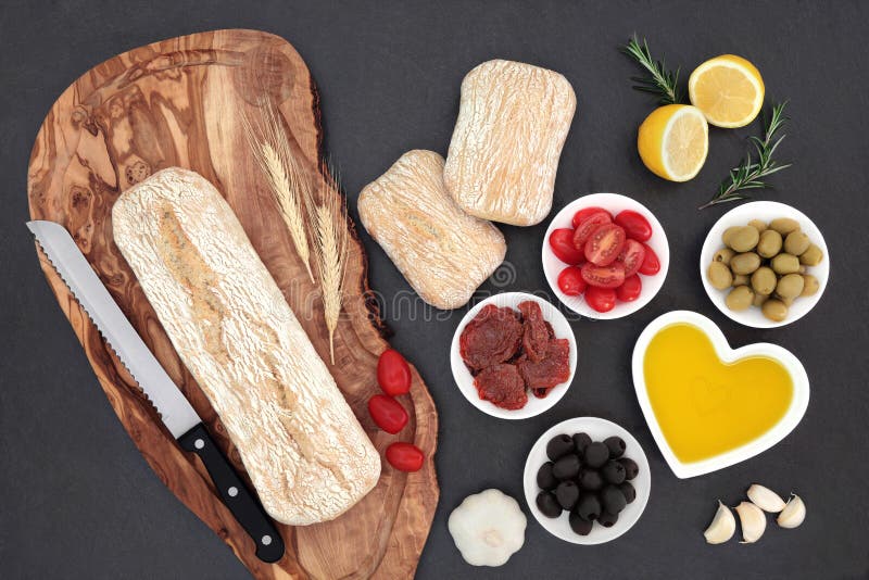 italiensk medelhavs- mozzarella för bufalamat arkivfoto italiensk medelhavs- mozzarella för bufalamat arkivfoto