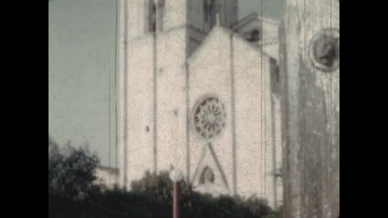 Italy 1955 Kirche eines kleinen Dorfes