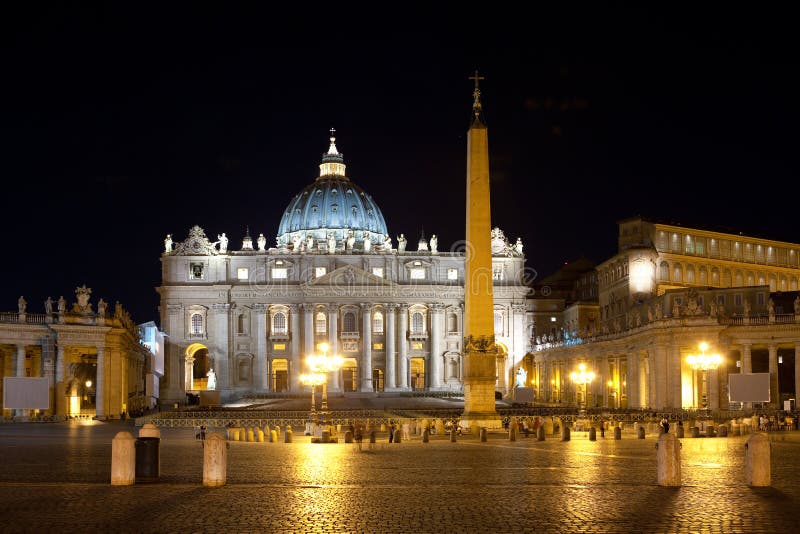 italy noc Peter Rome s świętego kwadrat Vatican zdjęcie stock italy noc Peter Rome s świętego kwadrat Vatican zdjęcie stock