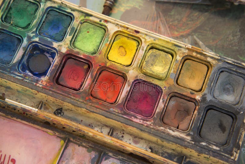 527 Free CC0 Paint box Stock Photos 