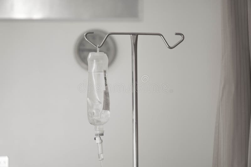 21 Iv Bag Hanging From A Hook Stock Photos, High-Res Pictures, and Images -  Getty Images