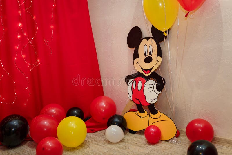 Mickey Mouse Stock Illustrations 332 Mickey Mouse Stock Illustrations Vectors Clipart Dreamstime