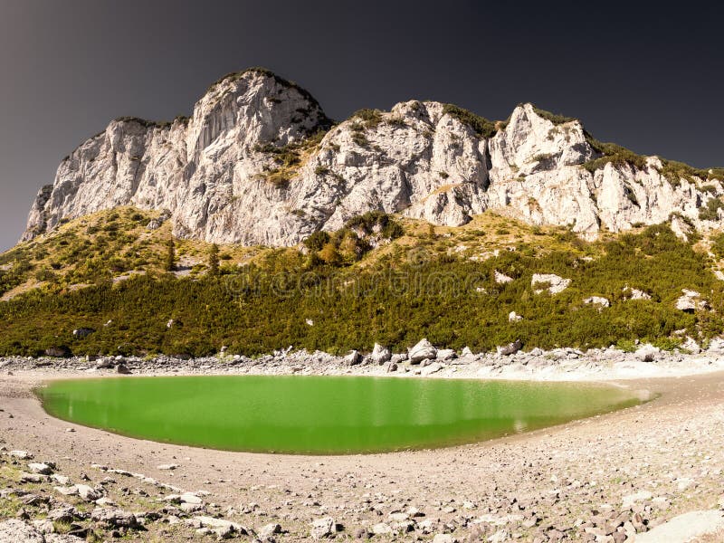 Jablan jezioro - Durmitor park narodowy zdjęcia stock