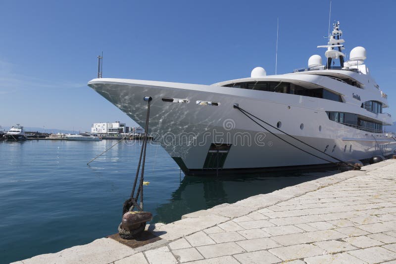 Jachtu port w Rijeka, Chorwacja na Adriatyckim obrazy stock Jachtu port w Rijeka, Chorwacja na Adriatyckim obrazy stock