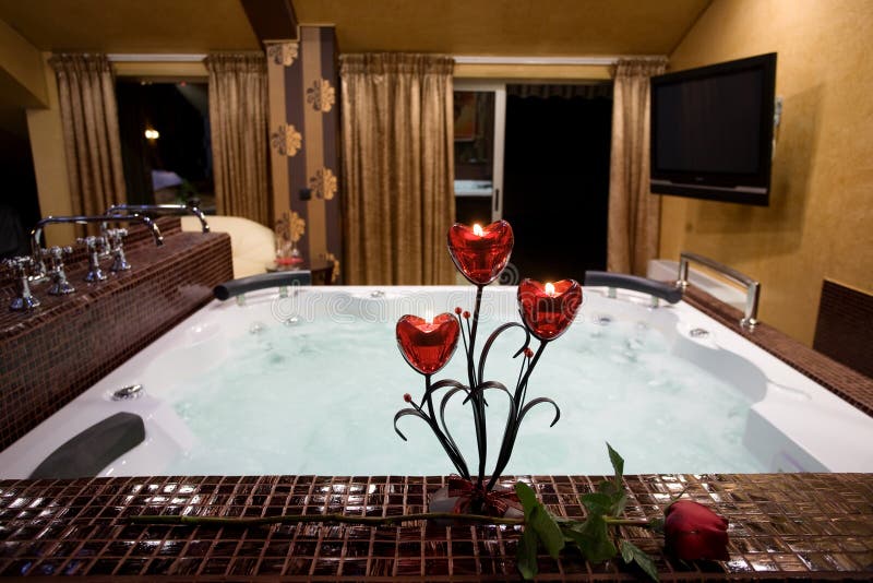 Candle Light Jacuzzi stock image. Image of luxury, beauty 43054029