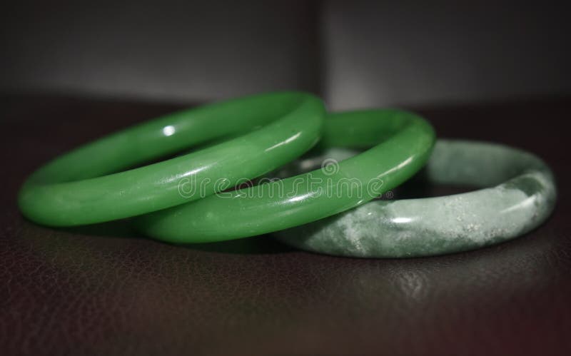 World's Most Expensive Diamond and Jade Bracelets - Nspirement