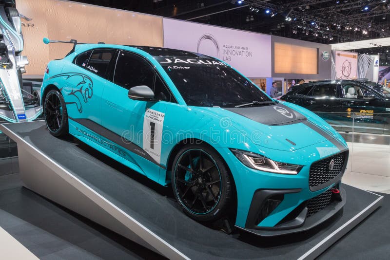 Jaguar I-Pace eTrophy on display during LA Auto Show royalty free stock photo Jaguar I-Pace eTrophy on display during LA Auto Show royalty free stock photo