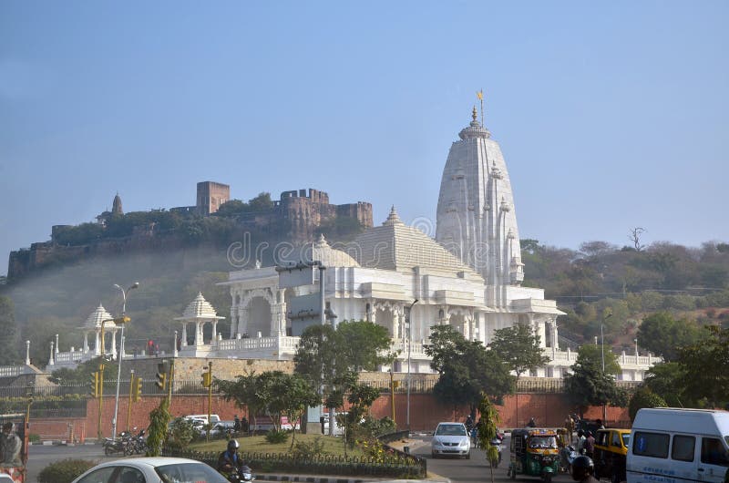 Jaipur, la India - 31 de diciembre de 2014: Birla Mandir (Laxmi Narayan) i fotos de archivo Jaipur, la India - 31 de diciembre de 2014: Birla Mandir (Laxmi Narayan) i fotos de archivo