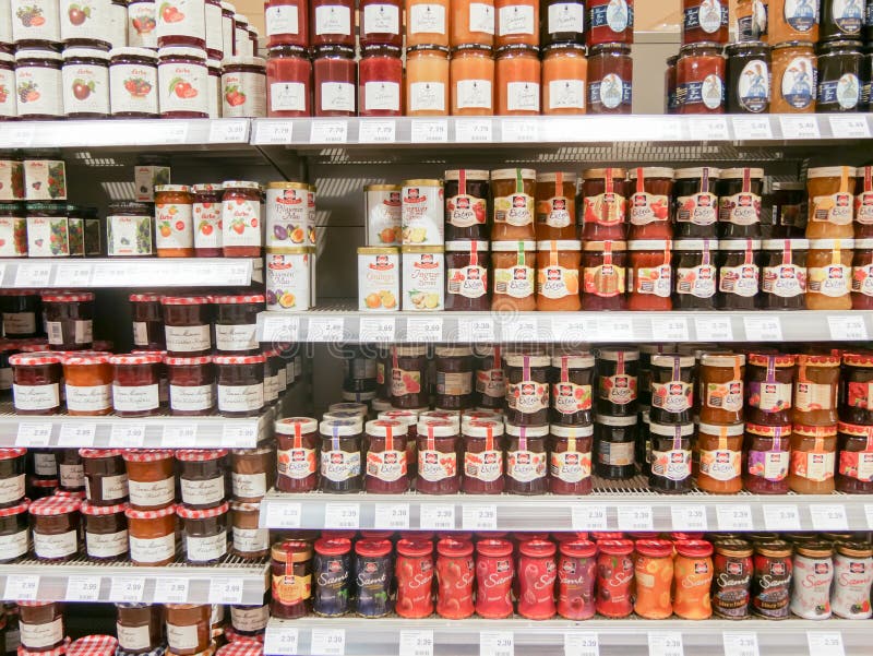 Jam jars editorial photography. Image of store, jars 72463802