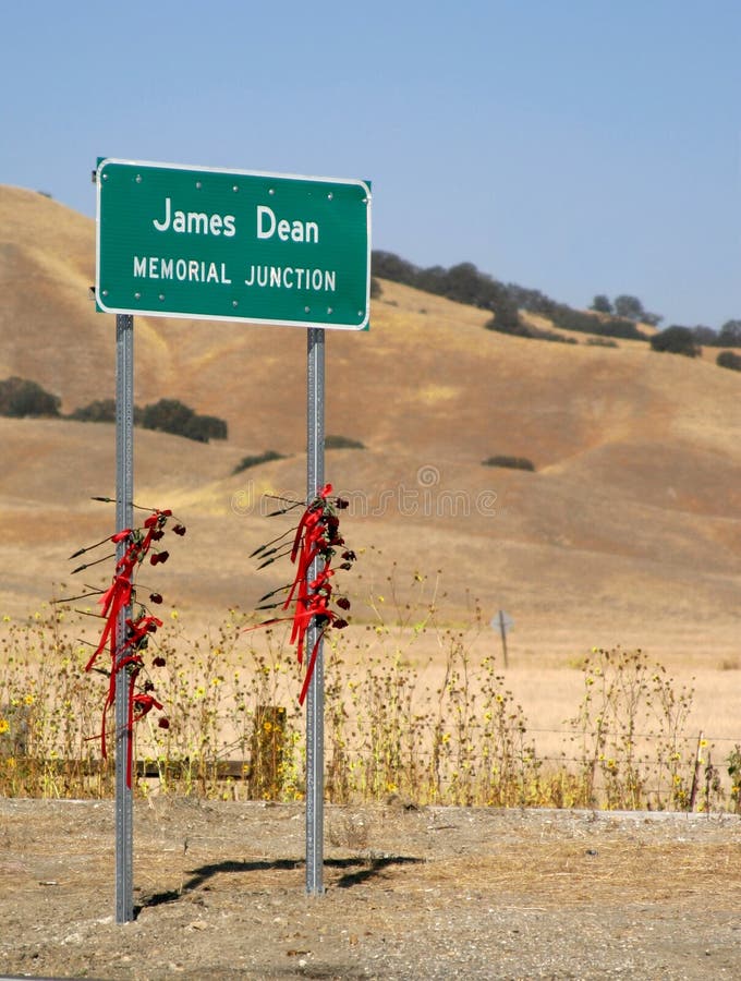 James Dean Grave Site editorial photography. Image of indiana 21487492