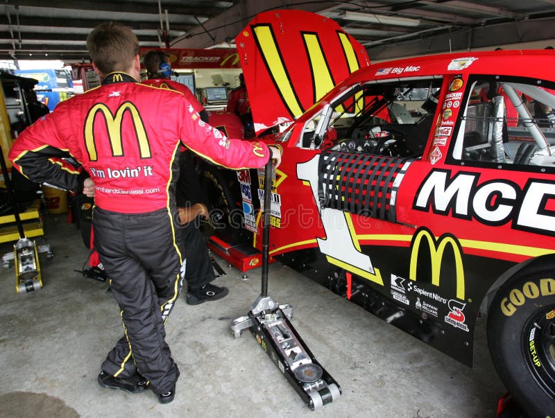 28 September 2012 - Jamie McMurray during Cup practice at Dover International Speedway. (Christa L Thomas). 28 September 2012 - Jamie McMurray during Cup practice at Dover International Speedway. (Christa L Thomas)