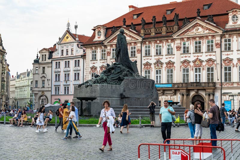 Jan Hus Memorial Prag in der Tschechischen Republik stockbilder Jan Hus Memorial Prag in der Tschechischen Republik stockbilder
