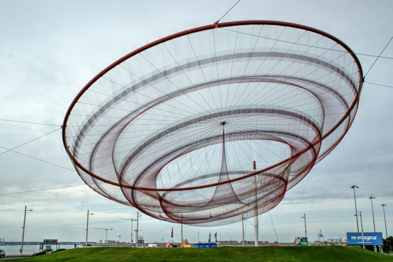 Janet Echelman`s public network sculpture in roundabout, Matosinhos stock images Janet Echelman`s public network sculpture in roundabout, Matosinhos stock images
