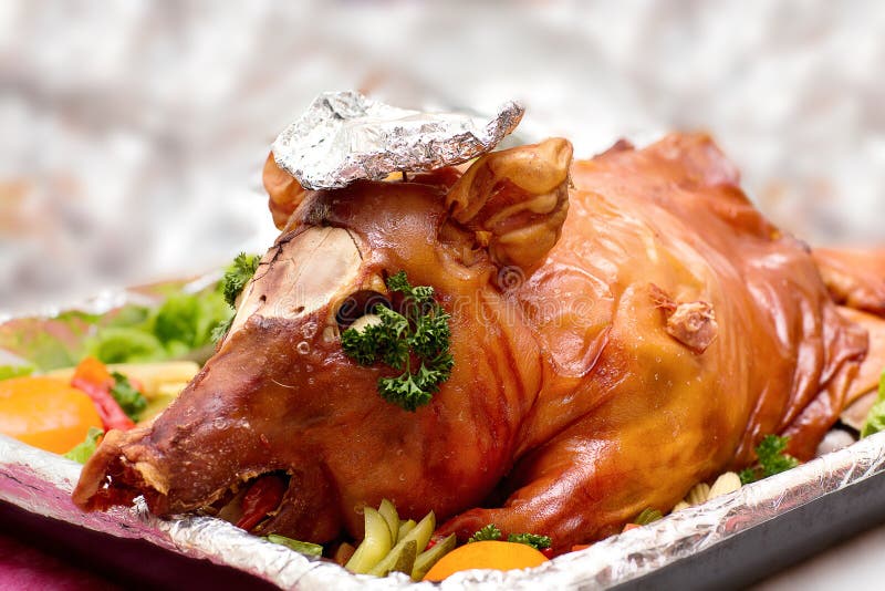 Jantar Do Natal. Carne De Porco Do Assado Imagem de Stock - Imagem de coma, quente: 26259909 Jantar Do Natal. Carne De Porco Do Assado Imagem de Stock - Imagem de coma, quente: 26259909