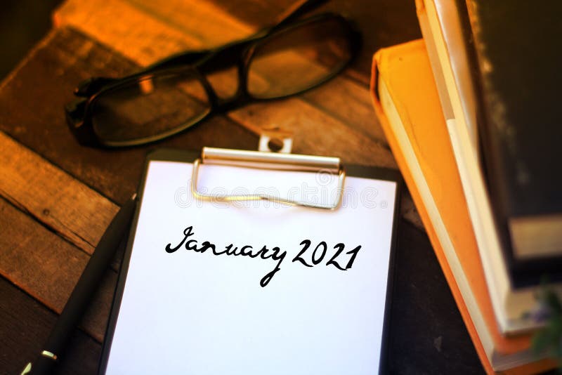 Janvier janvier 2021 libellé écrit sur la note blanche