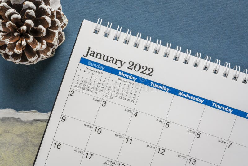 Janvier 2022 spiral desktop calendrier