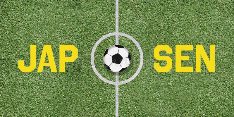 Japan gegen das internationale Fußballspiel Senegals, das auf Fußball f zusammenpaßt lizenzfreies stockfoto Japan gegen das internationale Fußballspiel Senegals, das auf Fußball f zusammenpaßt lizenzfreies stockfoto