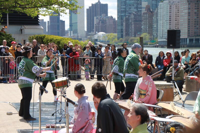Japanese drummers editorial photo. Image of island, clothes 19366076