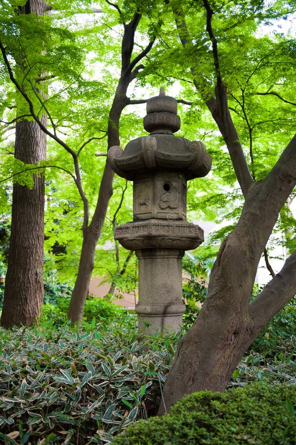 Stone Statue of a Cat stock photo. Image of enjoy, seasonal 18322976