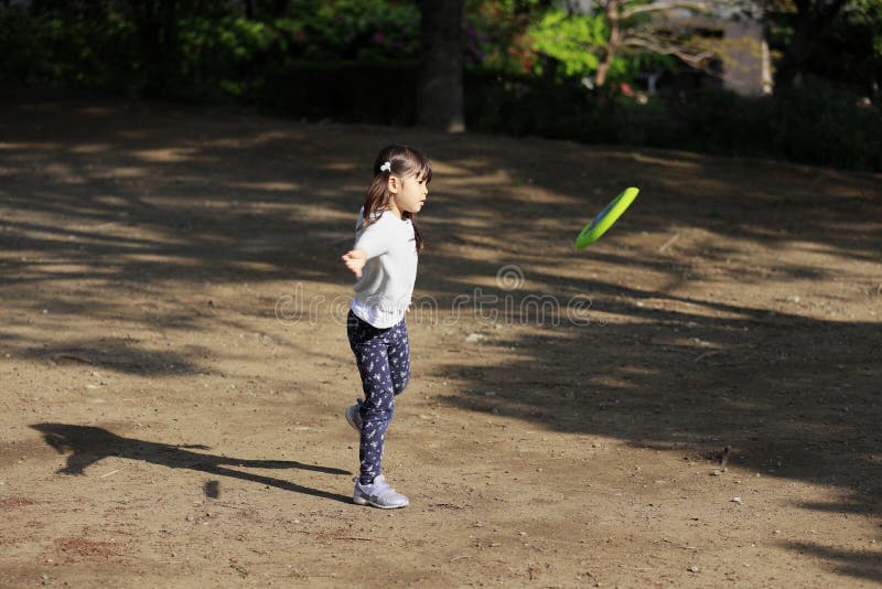 2,557 Flying Disc Photos Free & RoyaltyFree Stock Photos from Dreamstime