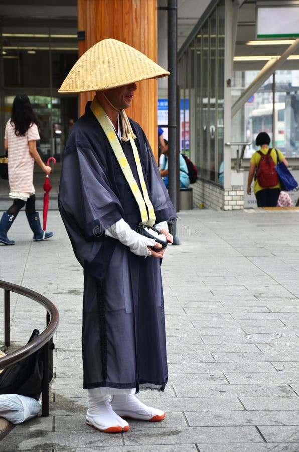 Japanische Mönchstellung stockbilder Japanische Mönchstellung stockbilder
