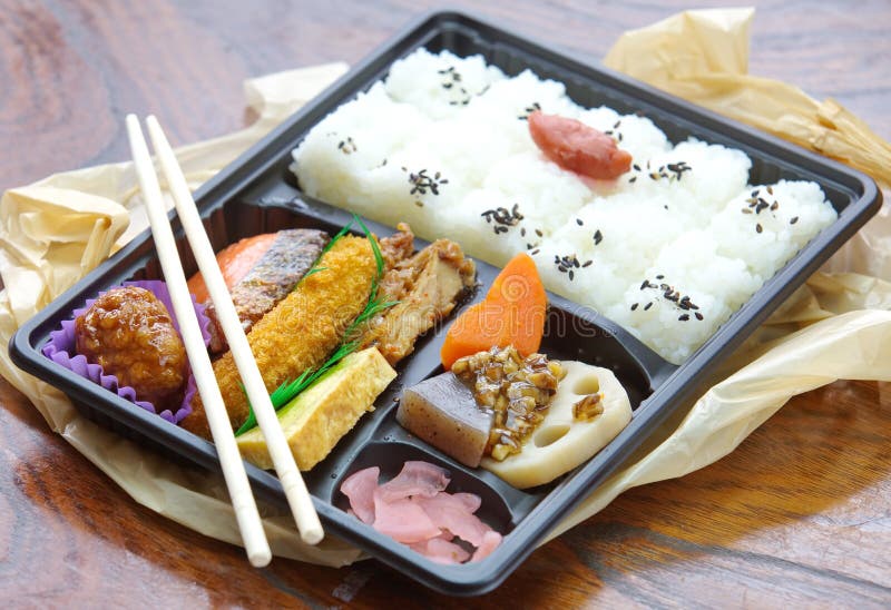 Japanse Lunchbox, Bento Stock Foto - Image of ingelegd, lunchbox: 35377362