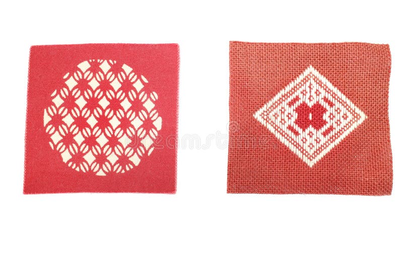 Japansk röd och brun stucken kustfartyg i vit royaltyfria bilder Japansk röd och brun stucken kustfartyg i vit royaltyfria bilder
