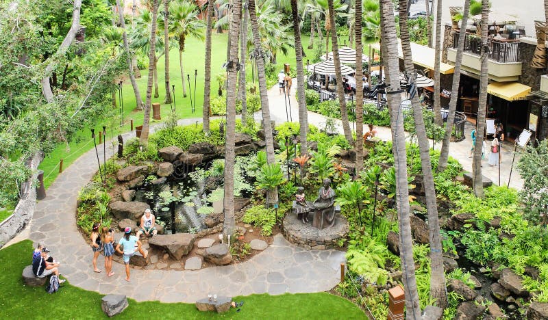 Jardim real do bosque no centro havaiano real