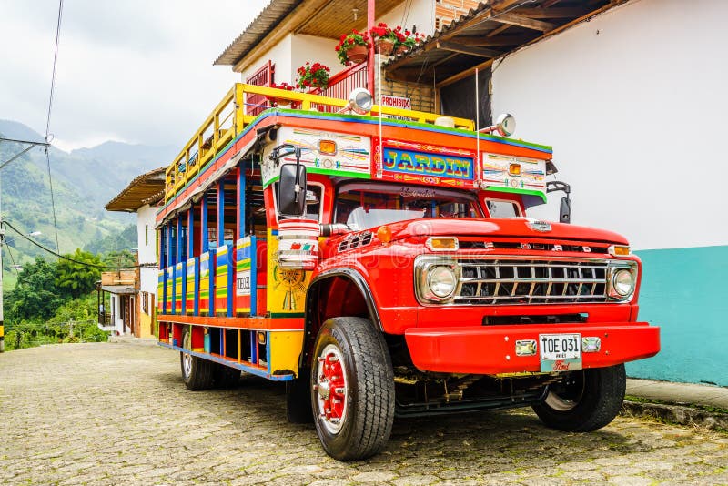 colombia tourist bus