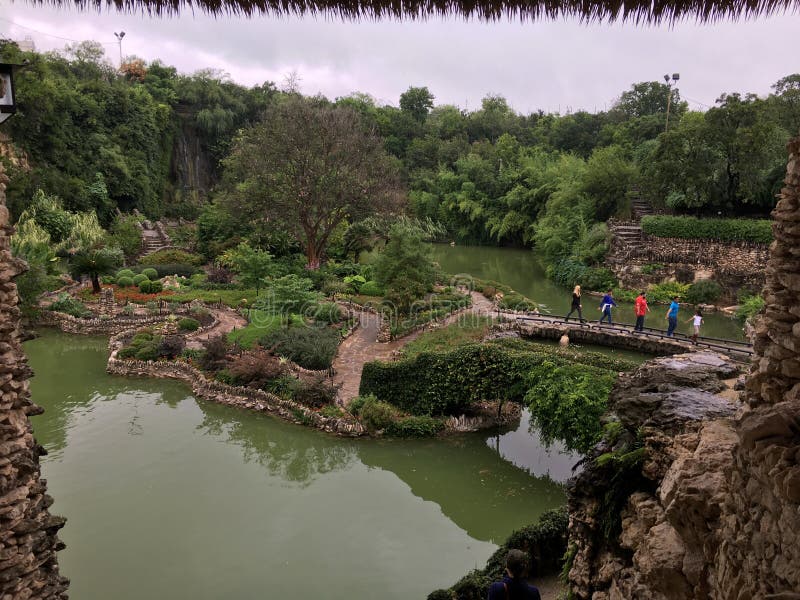 Jardin de thé japonais à San Antonio, le Texas photographie stock Jardin de thé japonais à San Antonio, le Texas photographie stock