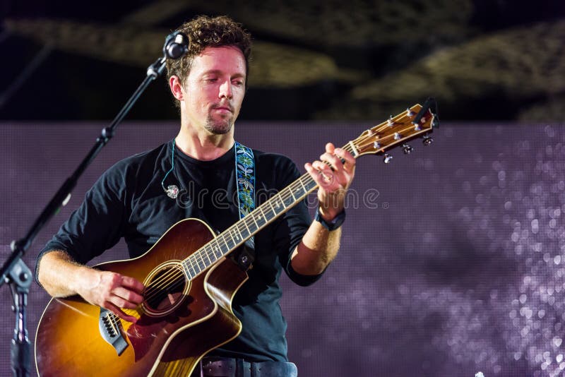 Jason Mraz Tour Performance