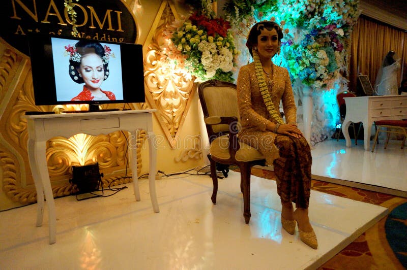 Javanese wedding dress editorial image. Image of java - 61403005