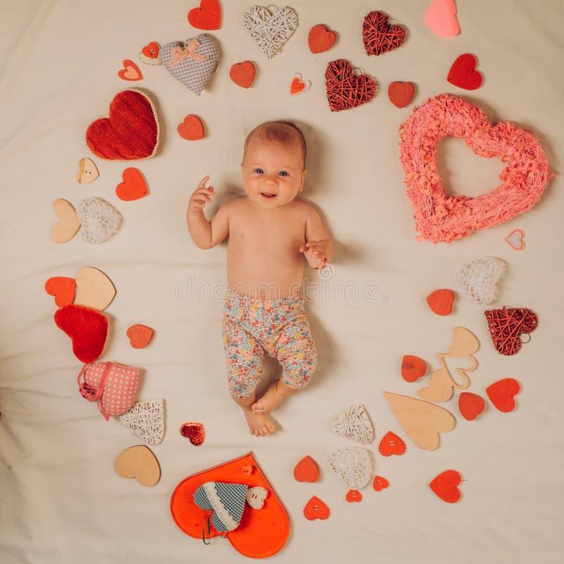 Mere Africaine Tenant Son Bebe De Metis Image Stock Image Du Biracial Duree Mere Africaine Tenant Son Bebe De Metis Image Stock Image Du Biracial Duree