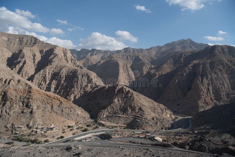 Jebel jais : de viktigaste topparna av uae arkivbilder