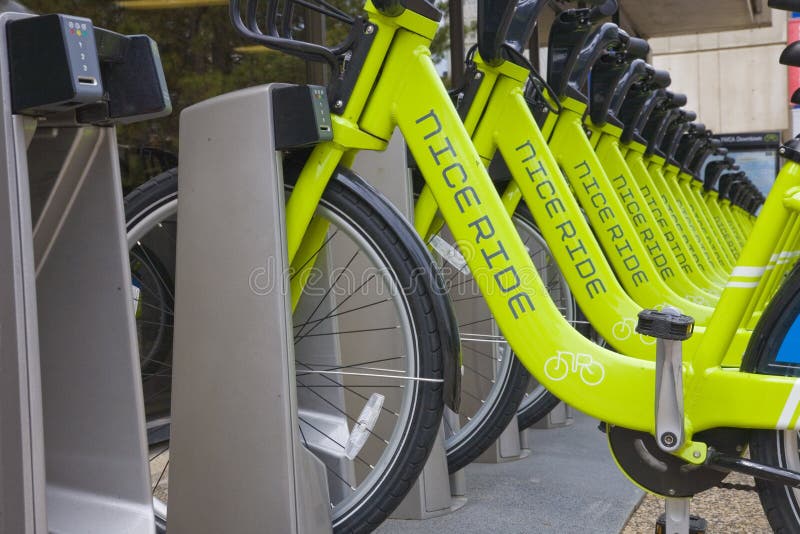 Jechać na rowerze minneopolis do wynajęcia zdjęcia stock