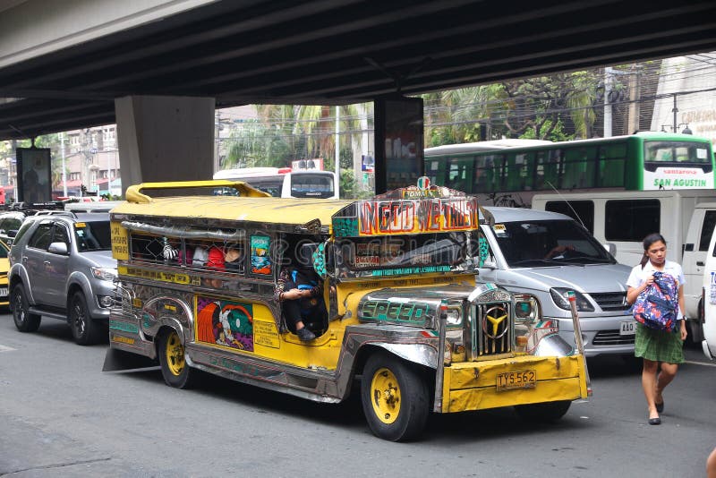 Jeepney a Manila immagine editoriale. Immagine di asia 108381330