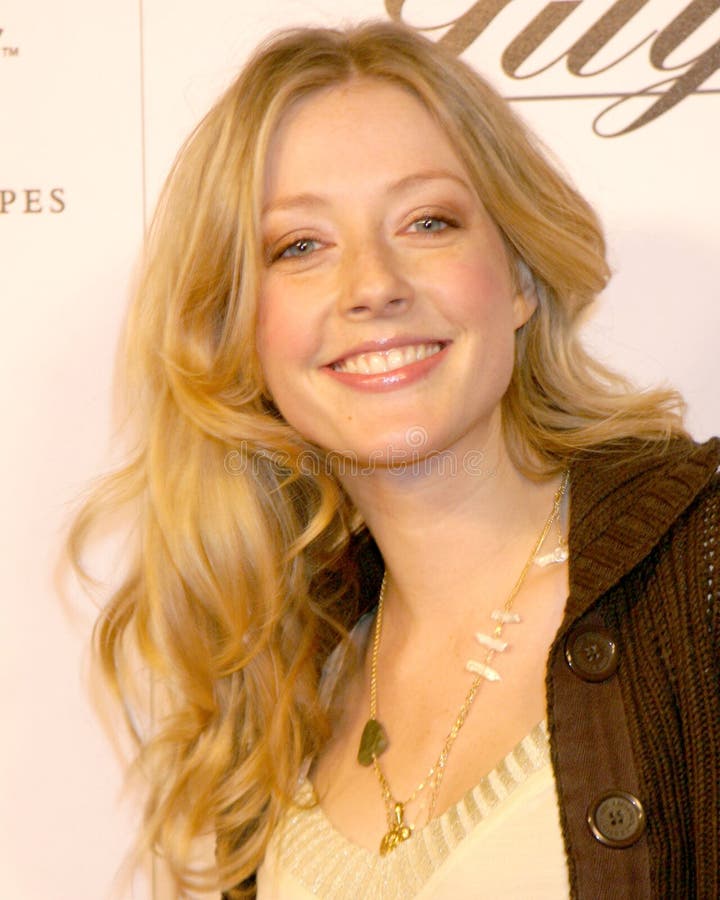 Jennifer Finnigan Guy's North Club Grand Opening Studio City, CA February 19, 2006