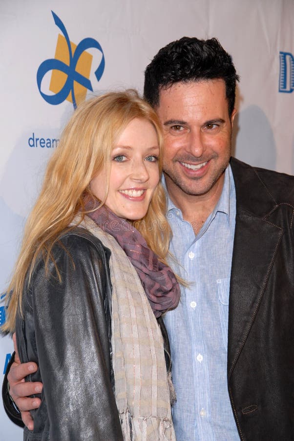 Jennifer Finnigan and Jonathan Silverman at the DayFly.com Launch Party, Hollywood Roosevelt Hotel, Hollywood, CA. 05-06-10