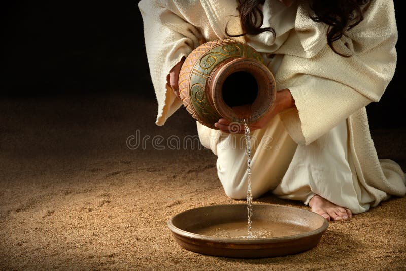 Jesus Pouring Water nella pentola