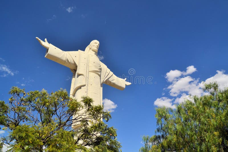 Jesus Statue o maior no mundo inteiro, Cochabamba Bolívia fotos de stock Jesus Statue o maior no mundo inteiro, Cochabamba Bolívia fotos de stock