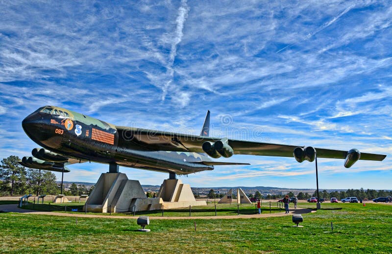 Jet du bombardier B-52 à la chapelle d'Académie de l'armée de l'air des États-Unis à Colorado Springs photo stock