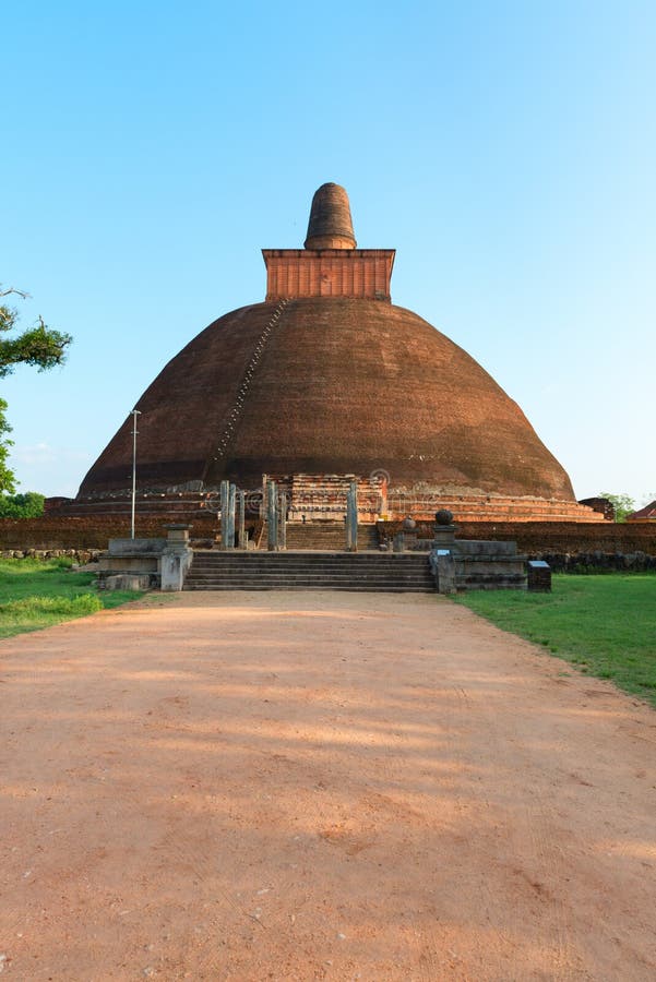 Jethawanaramaya-dagoba (stupa). Anuradhapura, Sri Lanka Stockbild