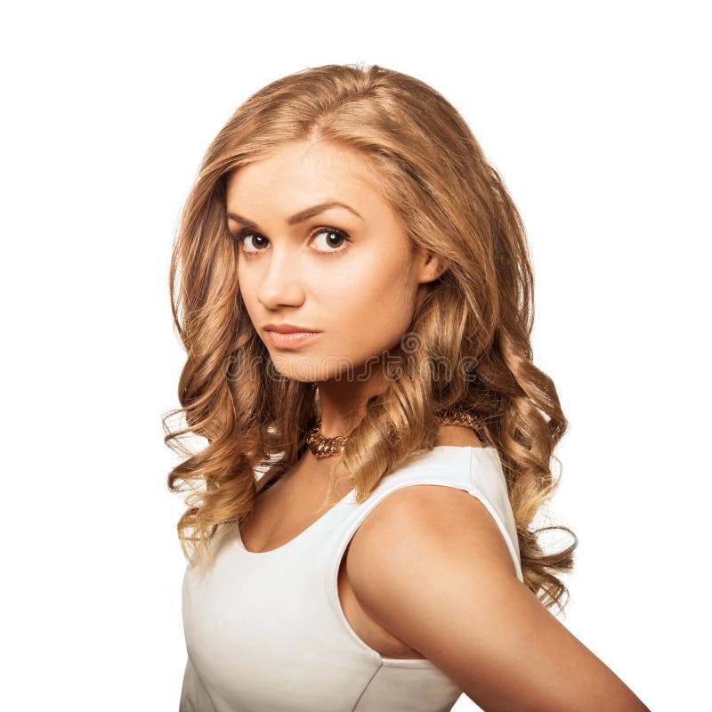 Jeune belle femme blonde de portrait avec les yeux bruns photo stock