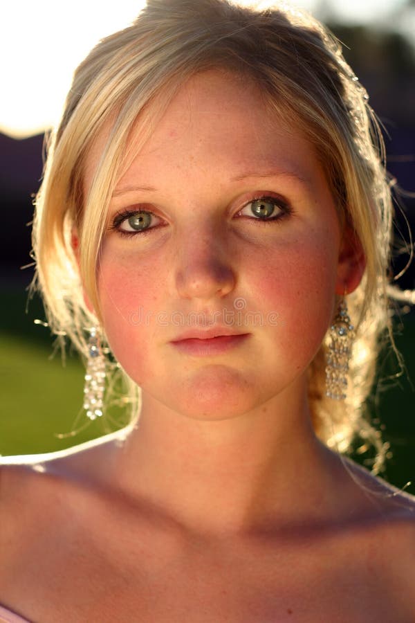 Jeune femme photographie stock Jeune femme photographie stock