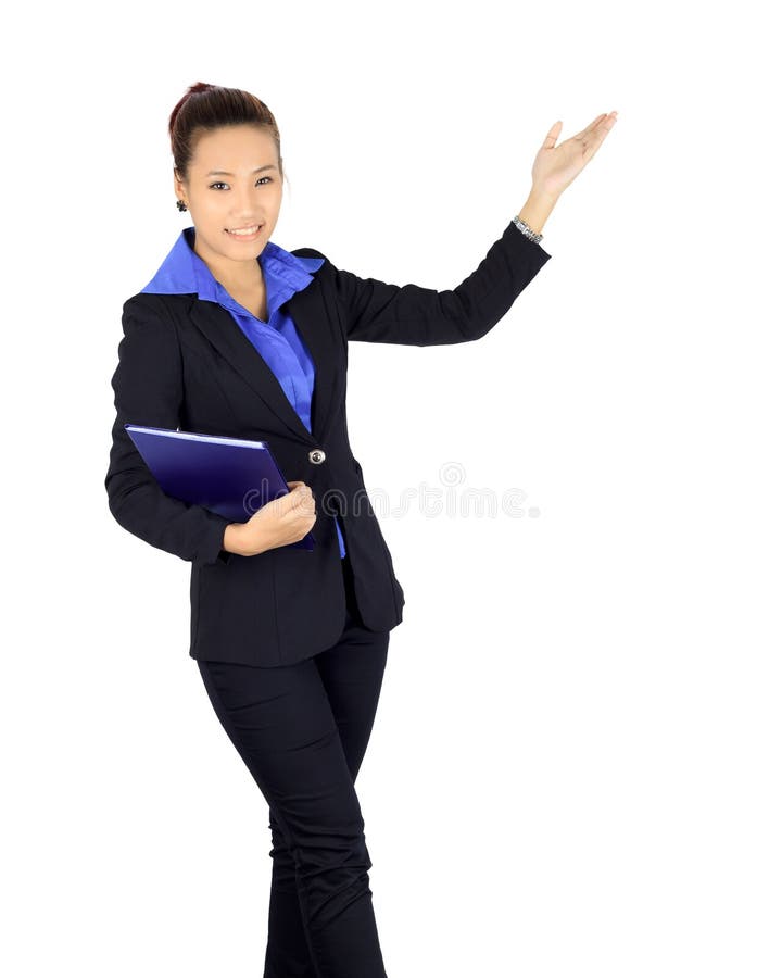 Jeune femme asiatique d'affaires avec présenter la posture au-dessus du blanc photos libres de droits Jeune femme asiatique d'affaires avec présenter la posture au-dessus du blanc photos libres de droits