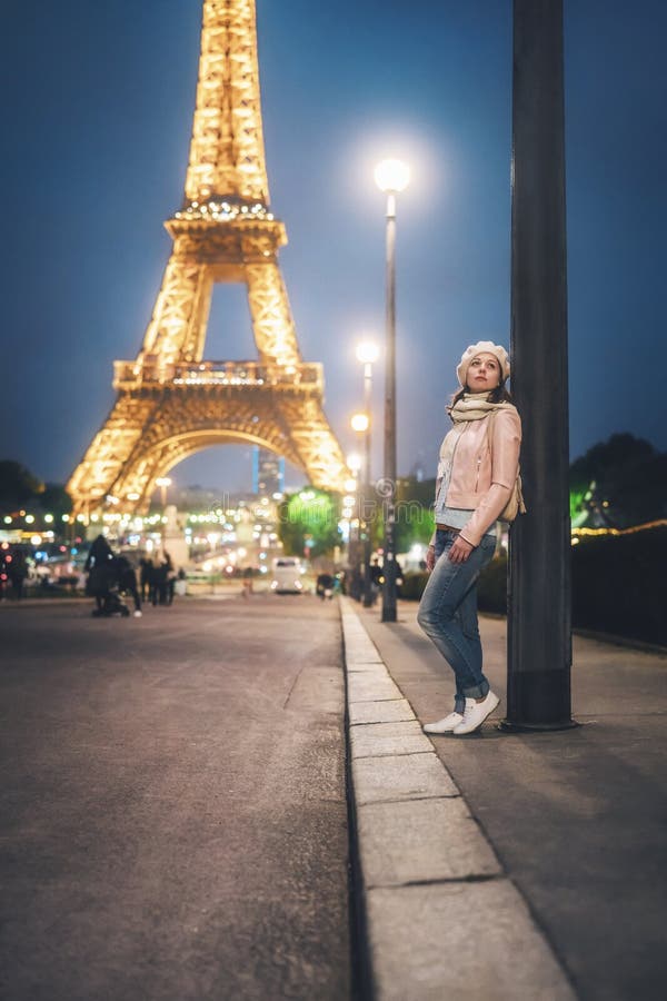 photo tour eiffel fille