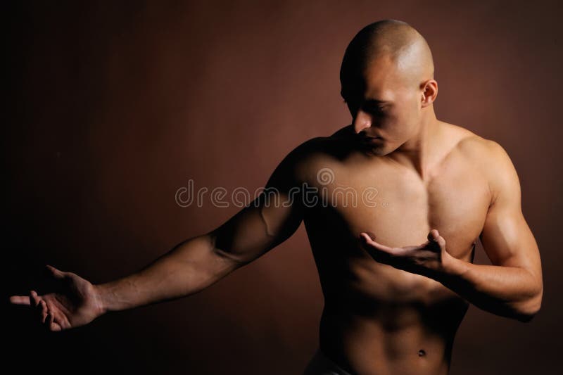 Jeune homme sportif photo libre de droits